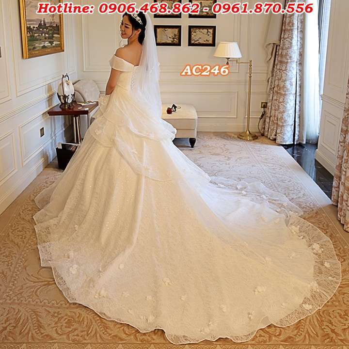 Áo cưới đuôi dài cao cấp AC246