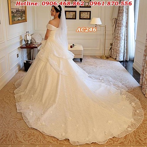 Áo cưới đuôi dài cao cấp AC246