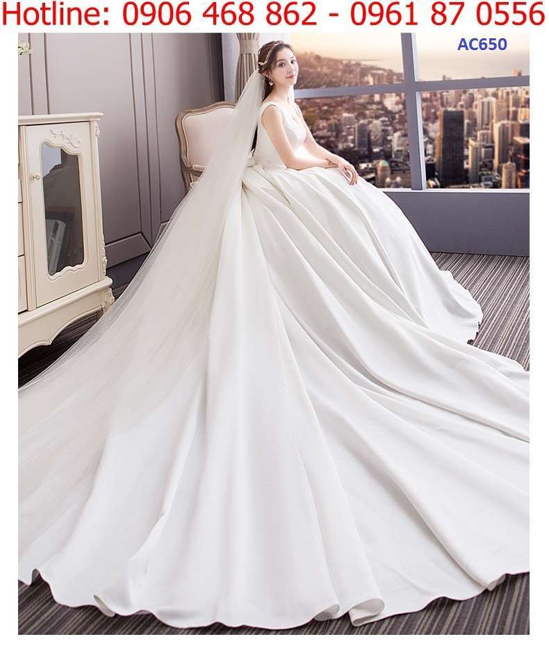 Top 20+ váy cưới xòe bồng công chúa sang trọng, lộng lẫy - Nicole Bridal