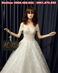 Váy cưới xoè ren kim tuyến AC715