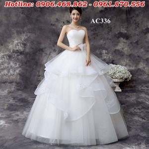 Áo cưới màu trắng tùng xòe tự nhiên AC336